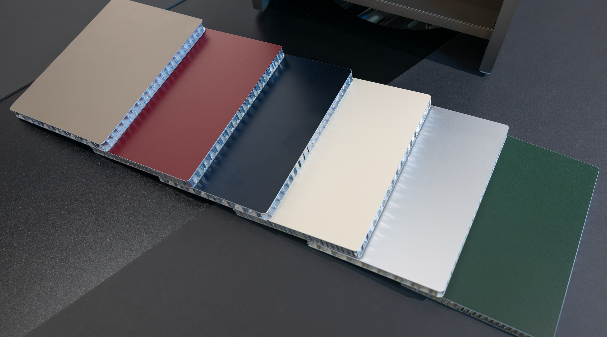 Der WAGNER Living Showroom zur Milano Design Week. Showroomkonzept für das Modelabel 04651 mit dem d2 bespoke interior system. Individuelle Anfertigung nach Maß.